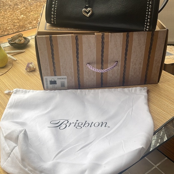 Brighton Handbag - Picture 9 of 9